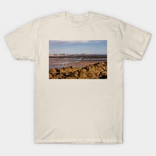 Newbiggin Bay at Low Tide T-Shirt